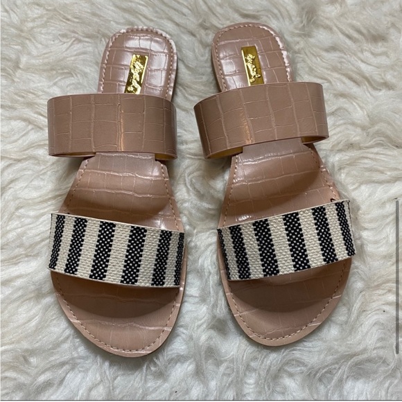 Qupid Sarah Croc Pattern Slide Sandals Beige Gray Size 8 - Picture 5 of 16